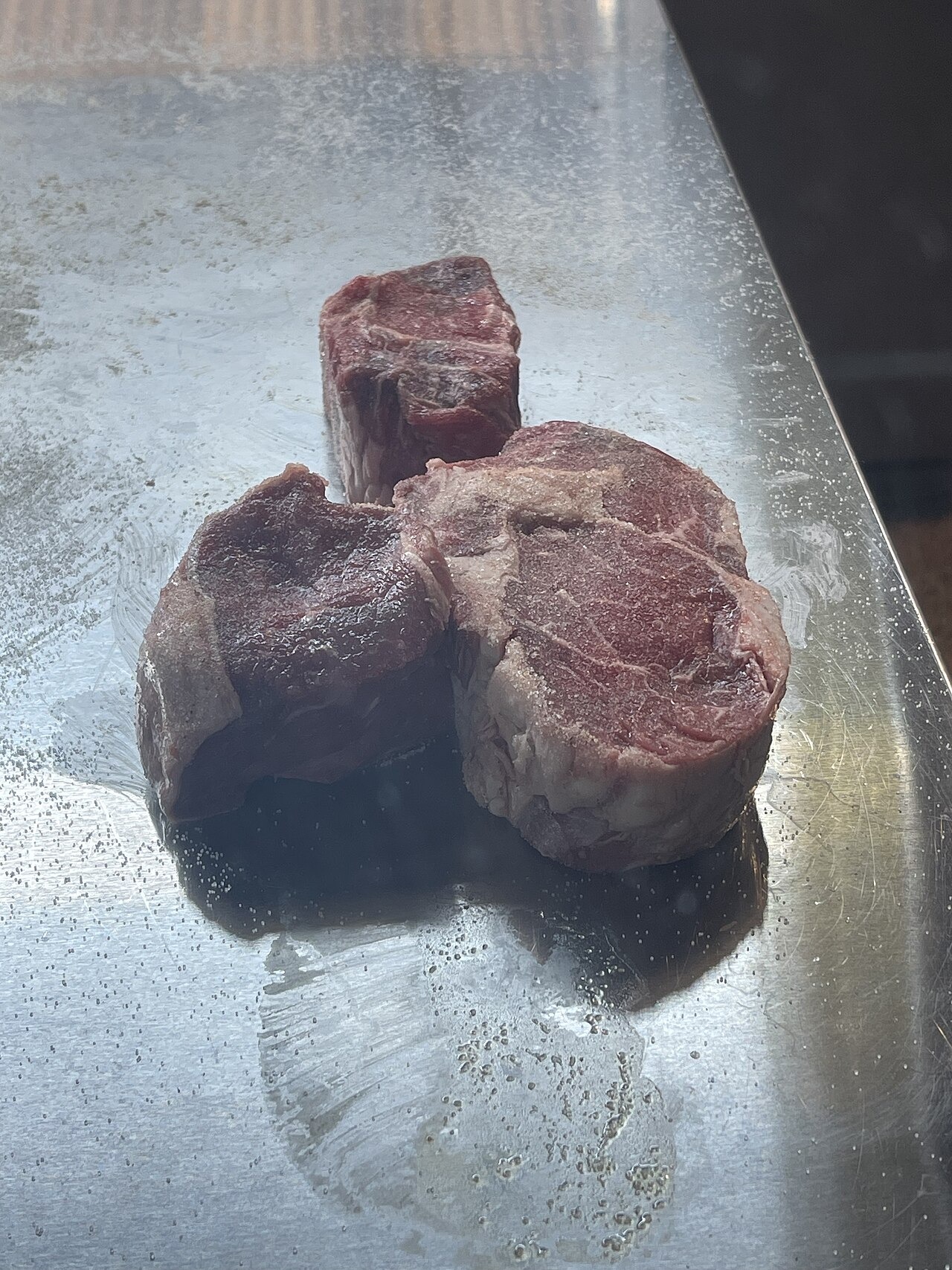 Uma churrascaria brasileira lotada de chineses