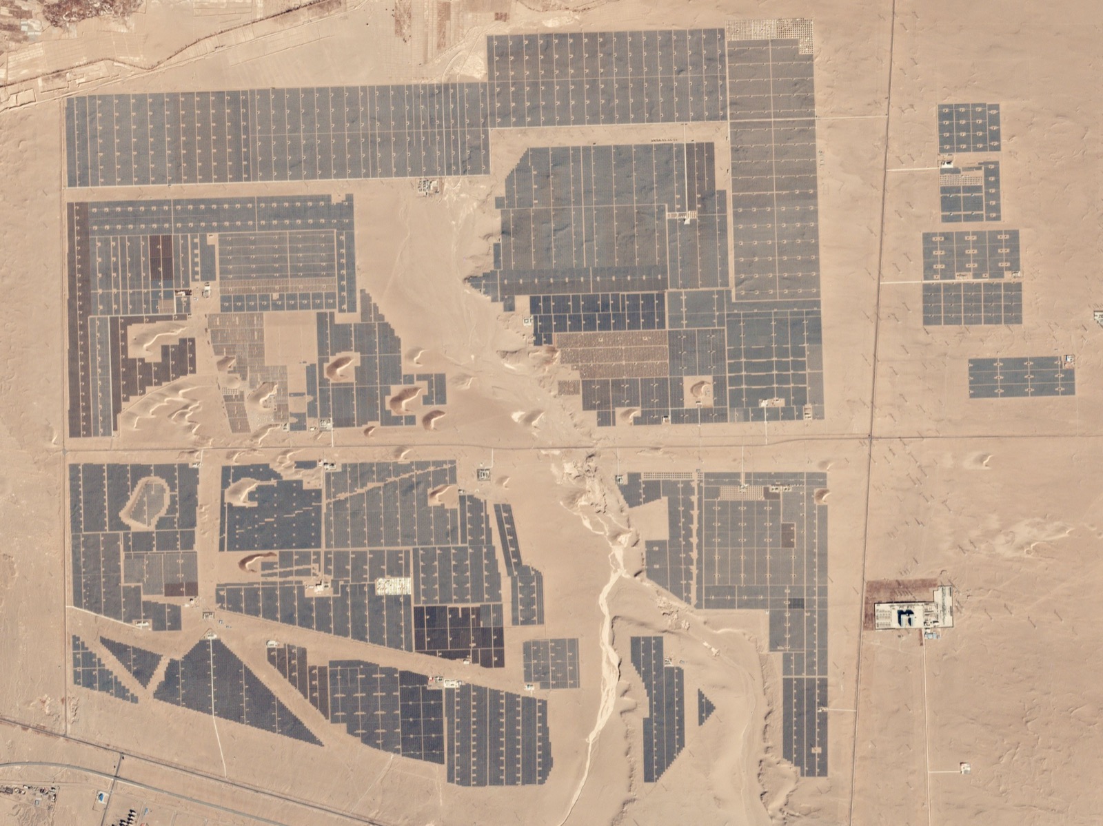 Mega usinas no deserto