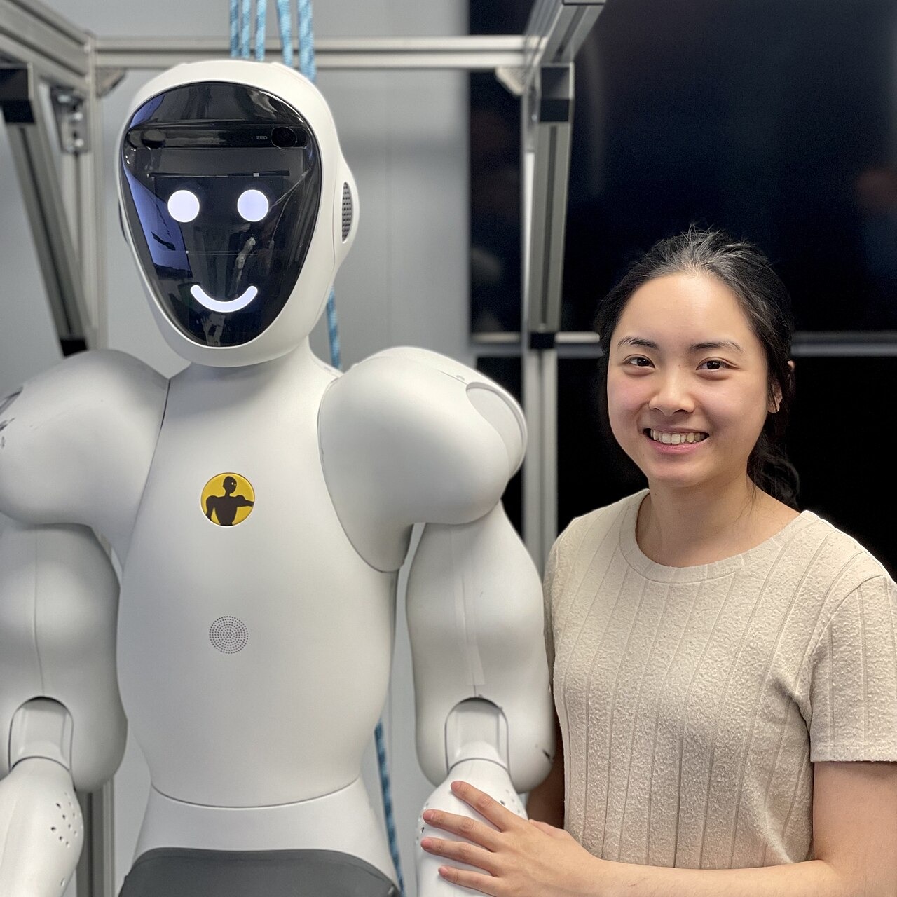 Enquanto o mundo debate IA, a China já colocou robôs humanoides pra trabalhar