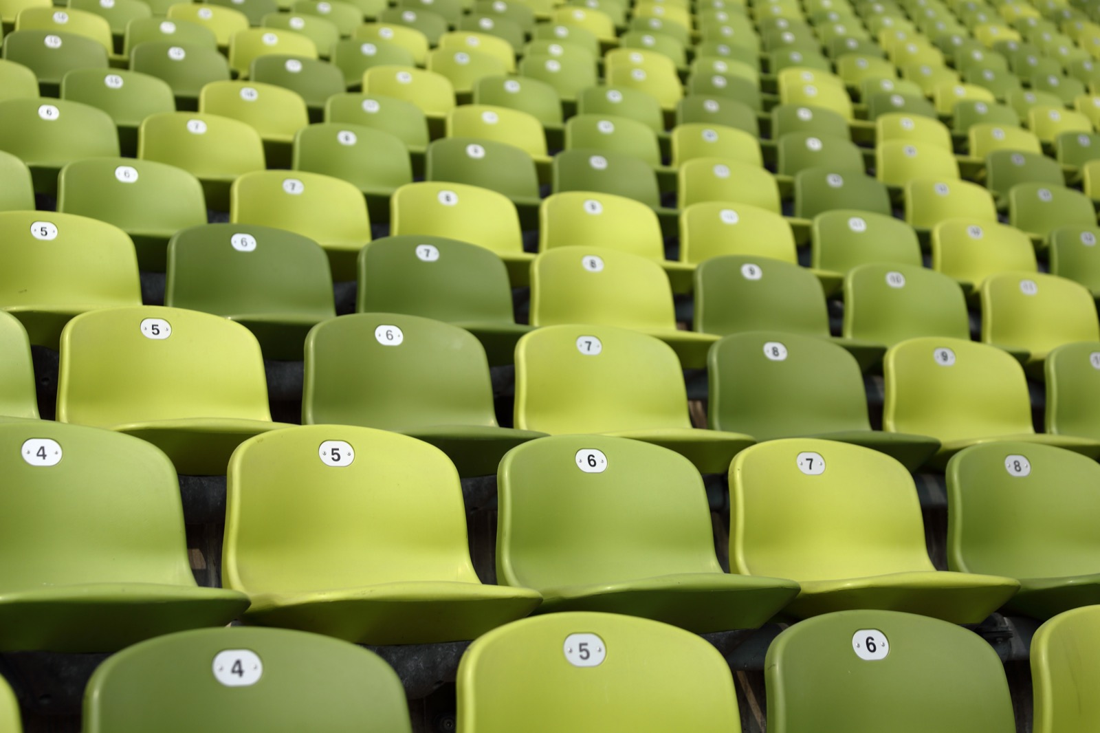 Onde o lixo vira tecnologia: o boato das 'cadeiras chinesas da Copa 2026' e o que é verdade por trás dele