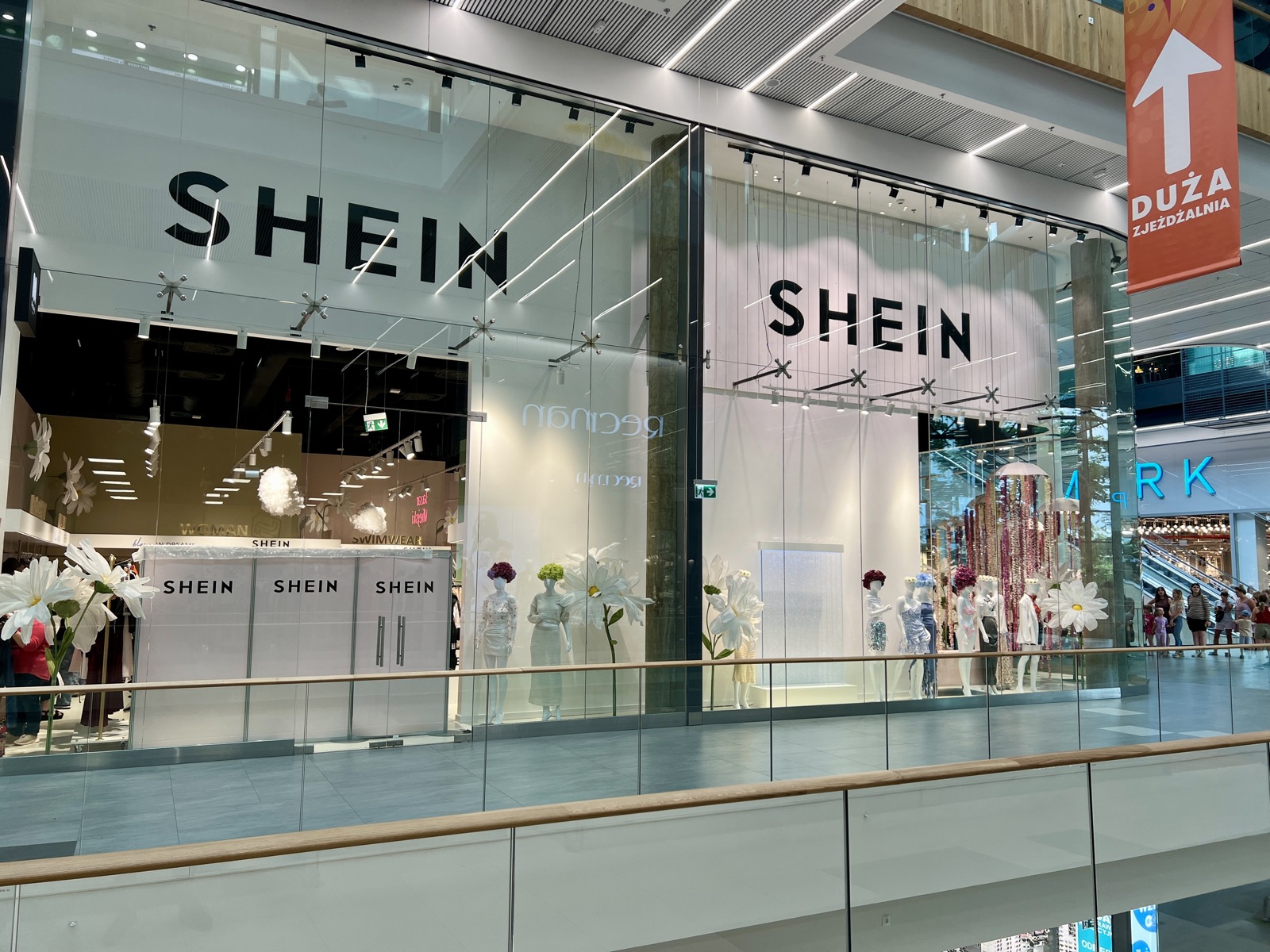 Shein e Temu: como dois apps chineses mudaram a regra da importação