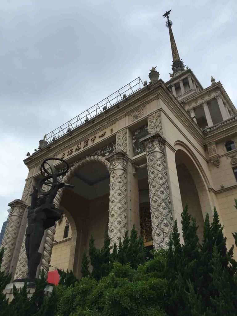 Prédio com arquitetura russa em Jing'an