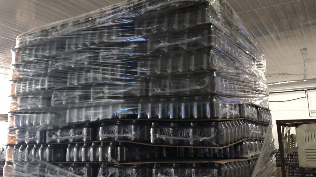 Fornecedores de potes de vidros Fardos fechados de produtos na China