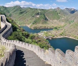 (product) Excursão privada de 3 dias a Pequim com muro Huanghuacheng Linda vista de região florestal ao redor da muralha da China